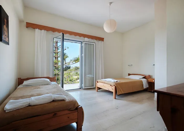 Angelos Aparts11 * Arillas (Corfu)