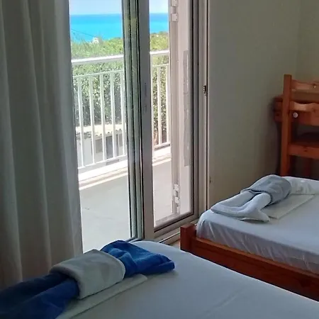 Blue Pebble Arillas Apartment *